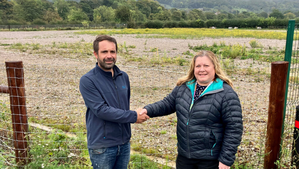 Mathew Houldsworth with Amanda Gomersall, Associate Director of Estates & Facilities Commercial Services at Leeds Teaching Hospitals Trust